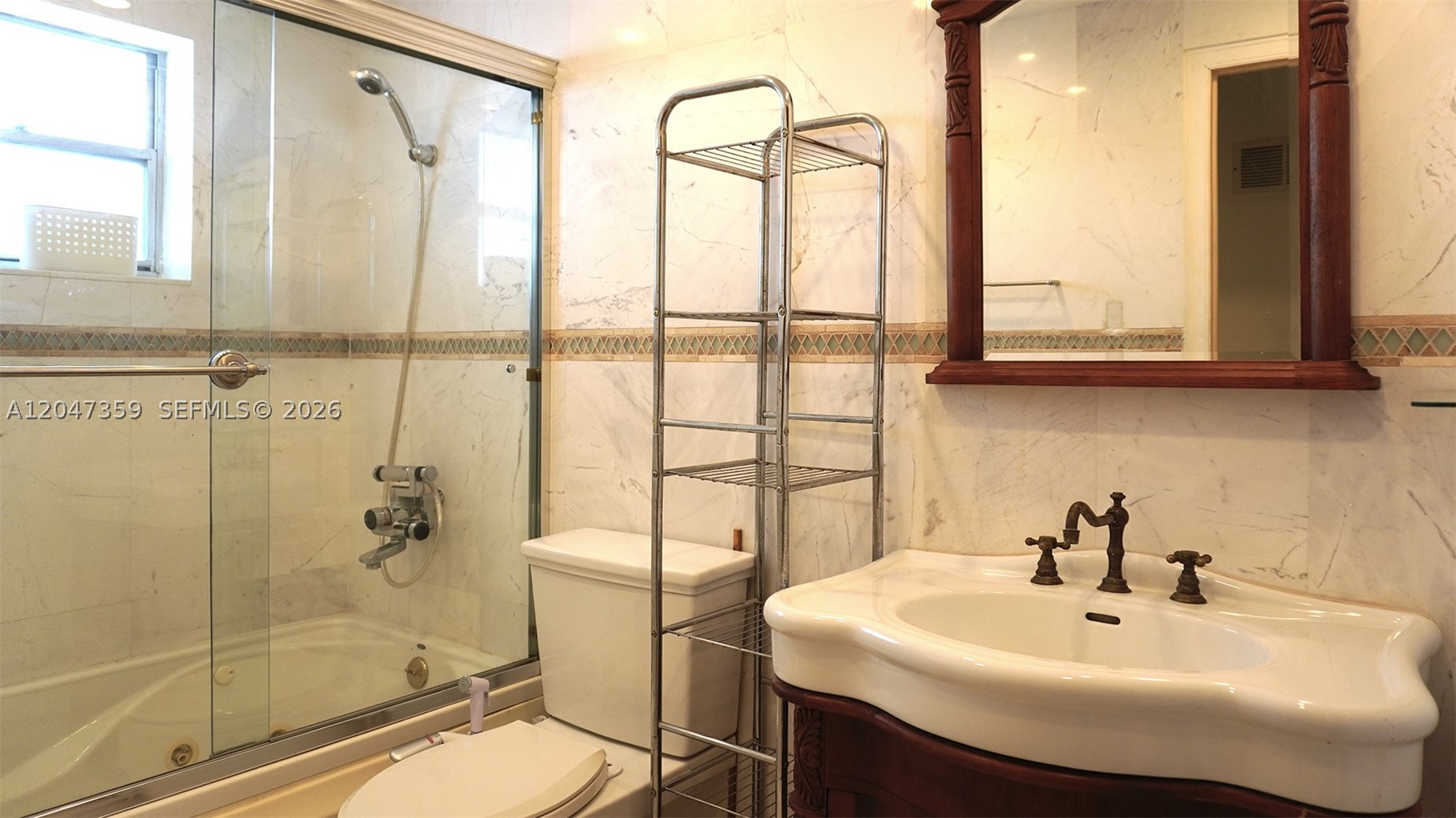 MEADOWBROOK TOWERS CONDO - Residential Lease
