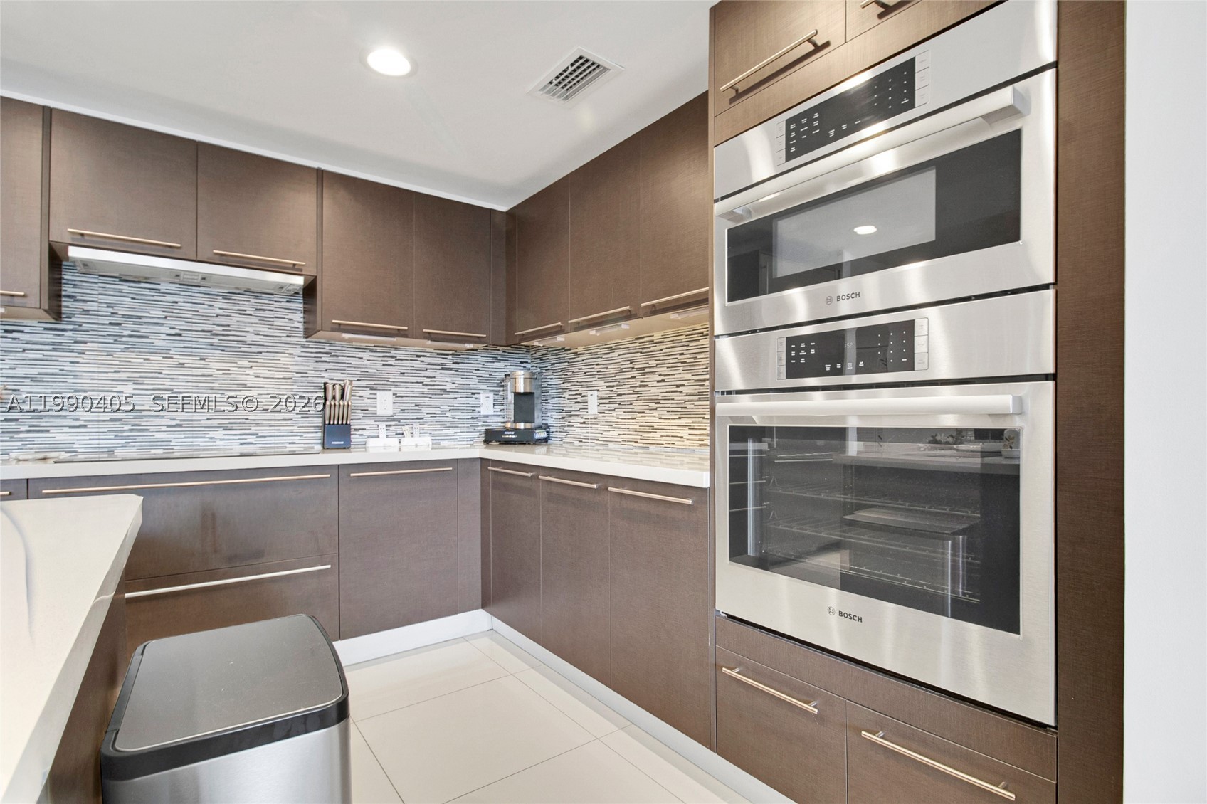 GRAND BAY COMMONS SOUTH - Residential