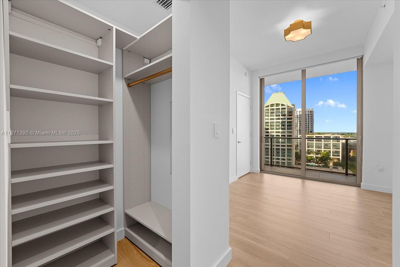 RHODES AMD NEW BISC - Residential Lease