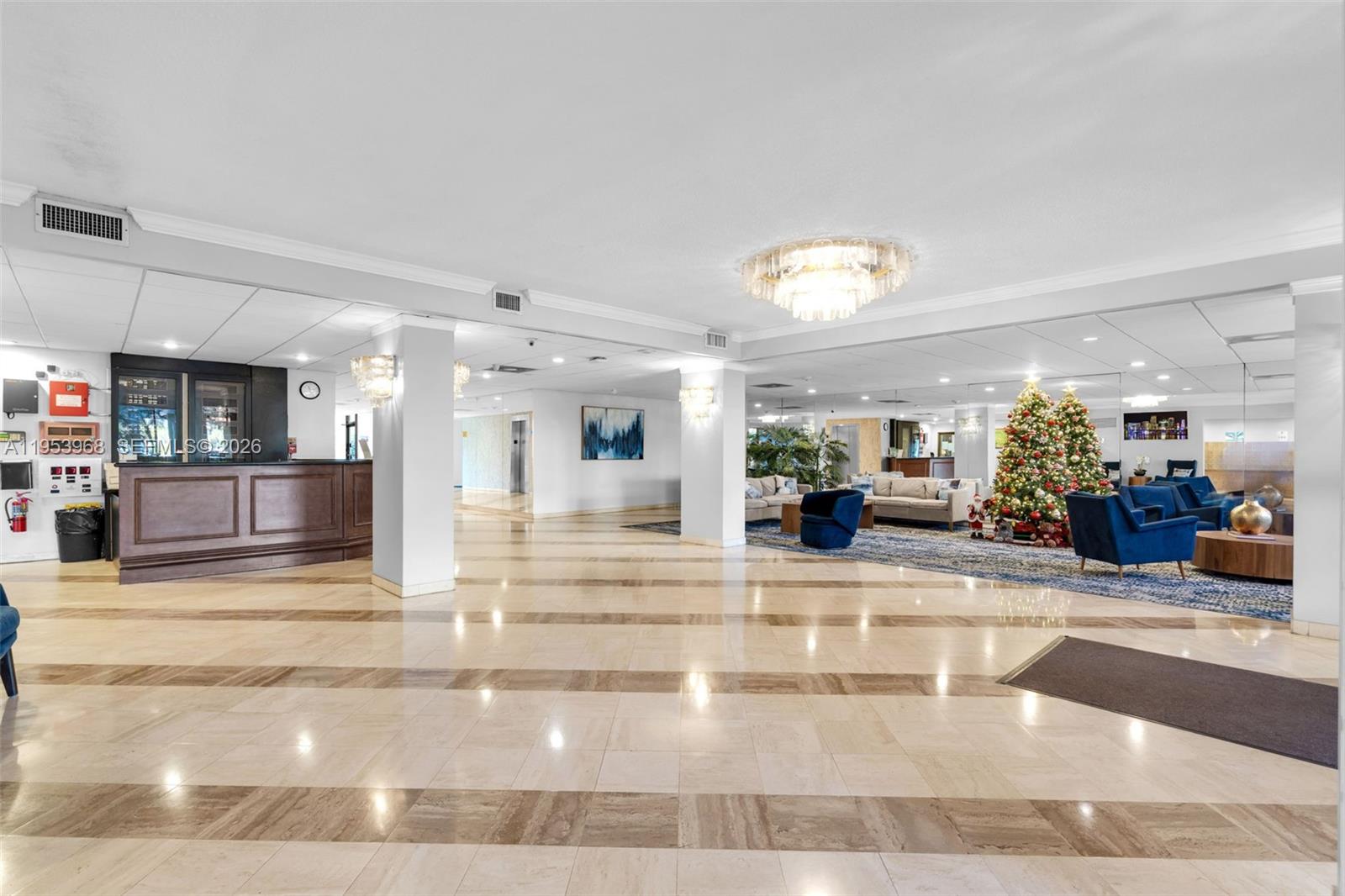 HILLCREST EAST NO 25 COND - Residential