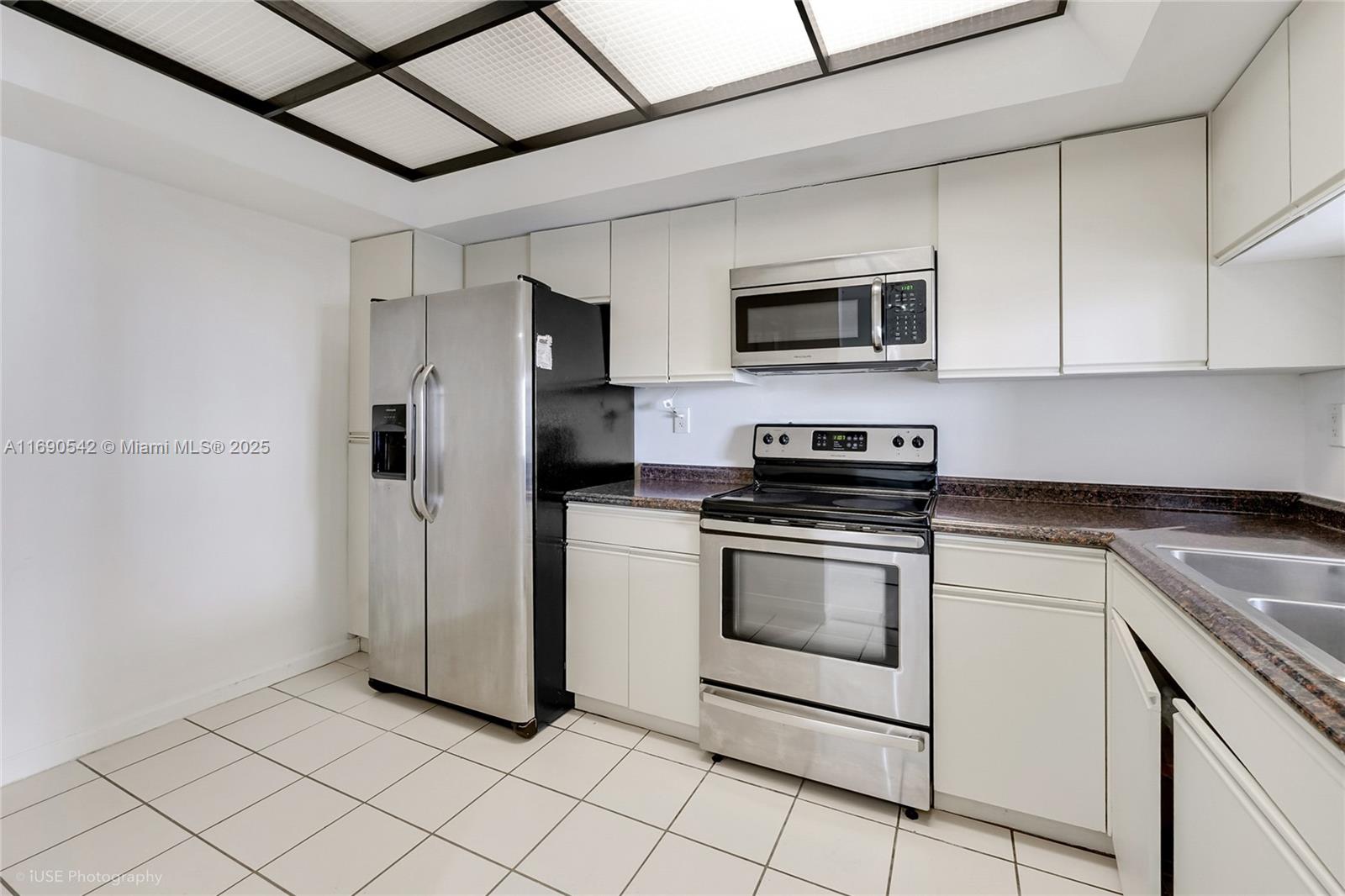 BRICKELL KEY ONE CONDO - Residential