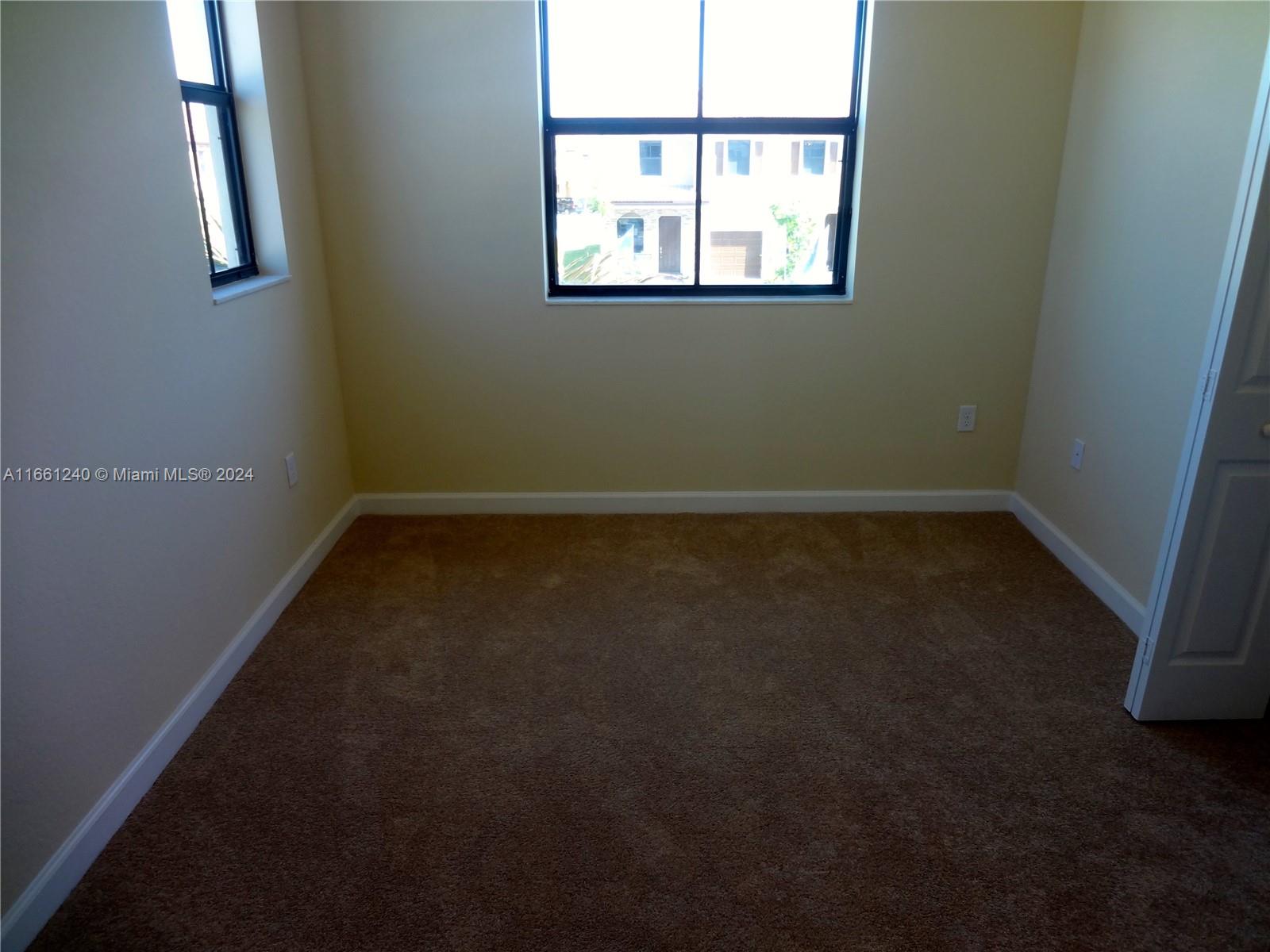 SILVER PALM WEST - Residential Lease
