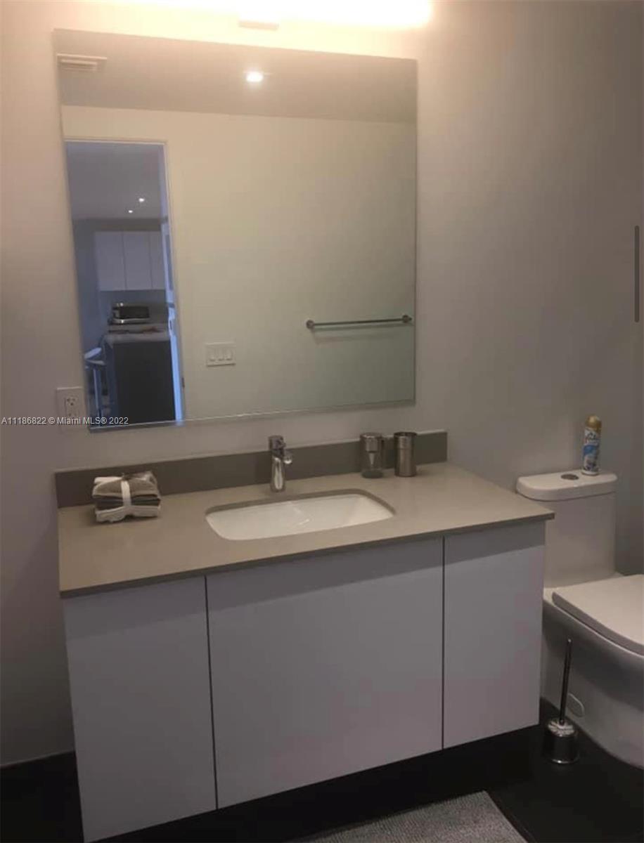 CANVAS CONDO - Residential