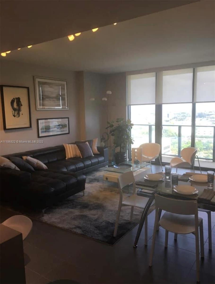 LUXURIOUS FURNISHED 1 BEDROOM CONDO FOR SALE AT MIAMI ARTS AND ENTERTAINMENT DISTRICT, JUST 7 MINUTES AWAY FROM WYNWOOD. BUILDING HAS DIFFERENT AMENITIES SUCH AS 24/7 GYM, SUNRISE/SUNSET POOL, SAUNA AND TREATMENT ROOM, YACUZZY , RACKETBALL COURTS, THEATER AND SOCIAL ROOM, KIDS PLAYGROUND, INDOOR AND OUTDOOR POOL BAR, CONCIERGE, MANAGEMENT ON SITE, VALET PARKING AND MORE!
ONE ASSIGNED PARKING FOR THIS UNIT  SECOND CAR WILL HAVE UNLIMITED/ FREE VALET PARKING.
IDEALLY LOOKING FOR AN INVESTOR BUYER SINCE UNIT IS RENTED TIL MARCH 8/2023 FOR $3,200 PER MONTH. HOWEVER SELLER MIGHT WORK WITH TENANT FOR AN EARLY CONTRACT TERMINATION.