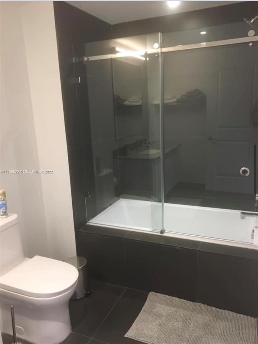 CANVAS CONDO - Residential