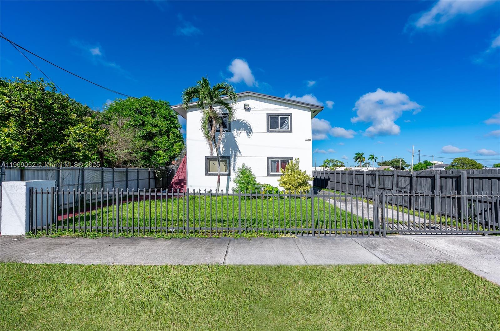 Prime Investment Property with Development Potential!
Excellent opportunity to own a  fourplex located just off Krome Avenue near US-1 and minutes from downtown Homestead. Each of the four units features 2 bedrooms and 1 bath, offering steady rental income and strong tenant demand in a high-growth area. The property includes a 40-year recertification valid through June 27, 2032, ensuring compliance and peace of mind. With its large lot and future development potential, this property is ideal for investors seeking immediate cash flow with long-term upside.  Listing includes 4plex with 2 neighboring lots.  
(Folio# 10-7813-050-0370) (Folio# 10-7813-050-0381)