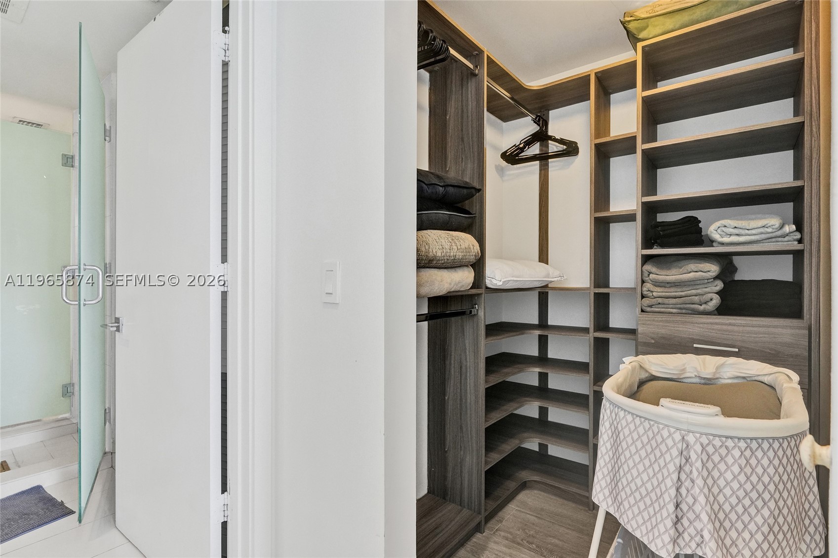 3401 MIDTOWN CONDO - Residential