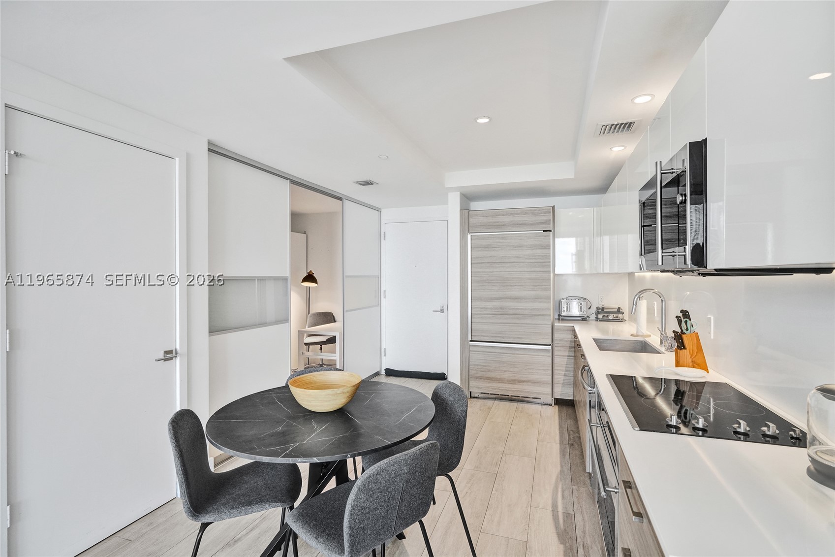 3401 MIDTOWN CONDO - Residential