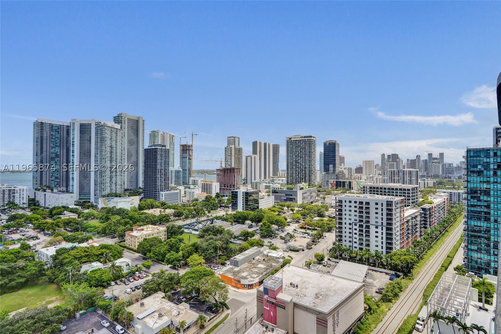 3401 MIDTOWN CONDO - Residential