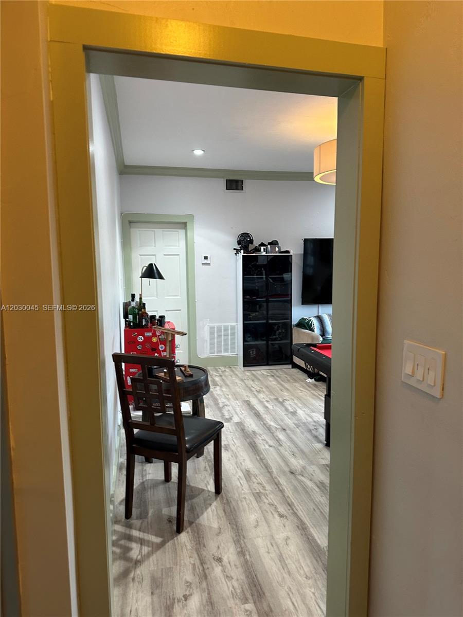 NORMANDY SHORES APTS COND - Residential Lease