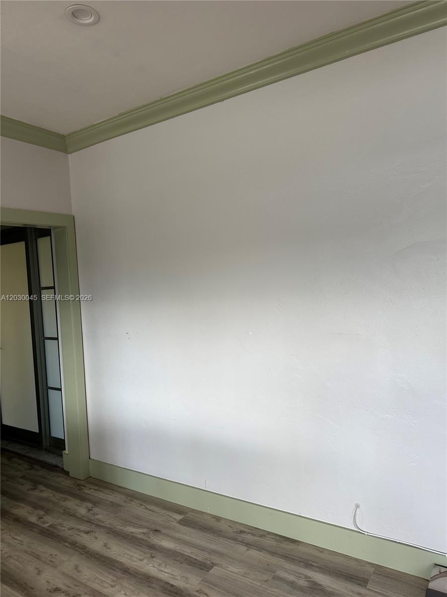 NORMANDY SHORES APTS COND - Residential Lease