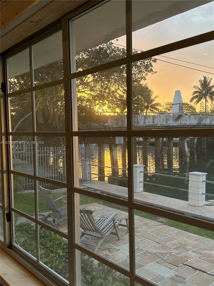 NORMANDY SHORES APTS COND - Residential Lease