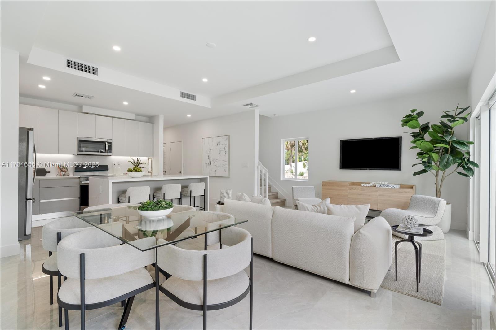 CORAL SPRINGS UNIVERSITY - Residential
