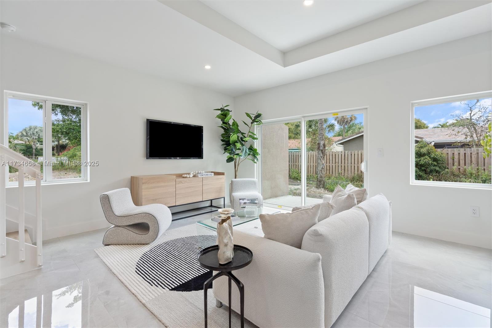 CORAL SPRINGS UNIVERSITY - Residential