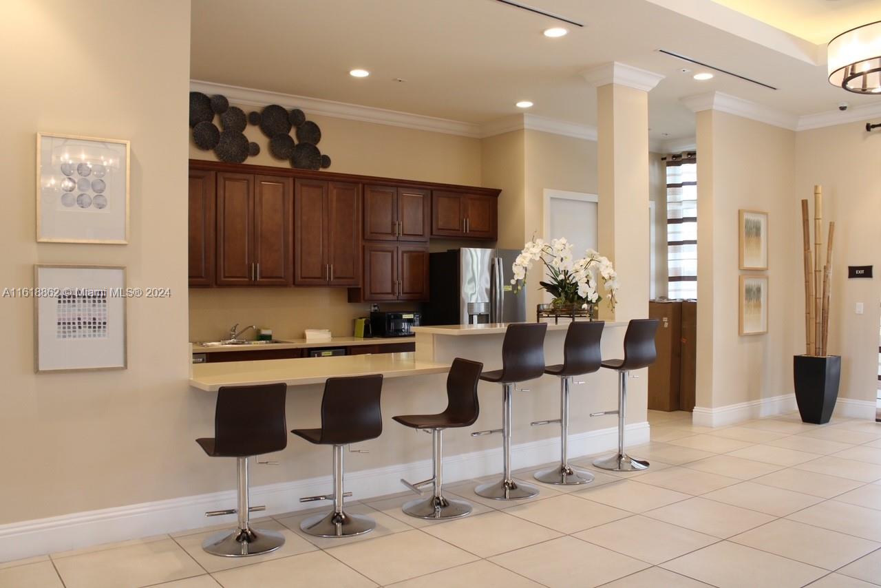 COCO PALM ESTATES - Residential Lease