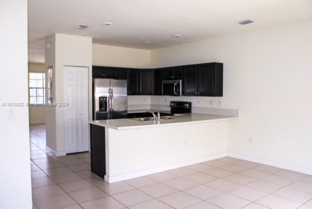 COCO PALM ESTATES - Residential Lease
