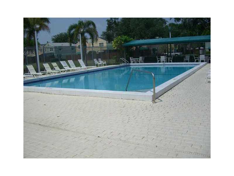 FLAMINGO GARDENS PHASE FO - Residential Lease