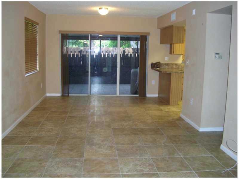 FLAMINGO GARDENS PHASE FO - Residential Lease