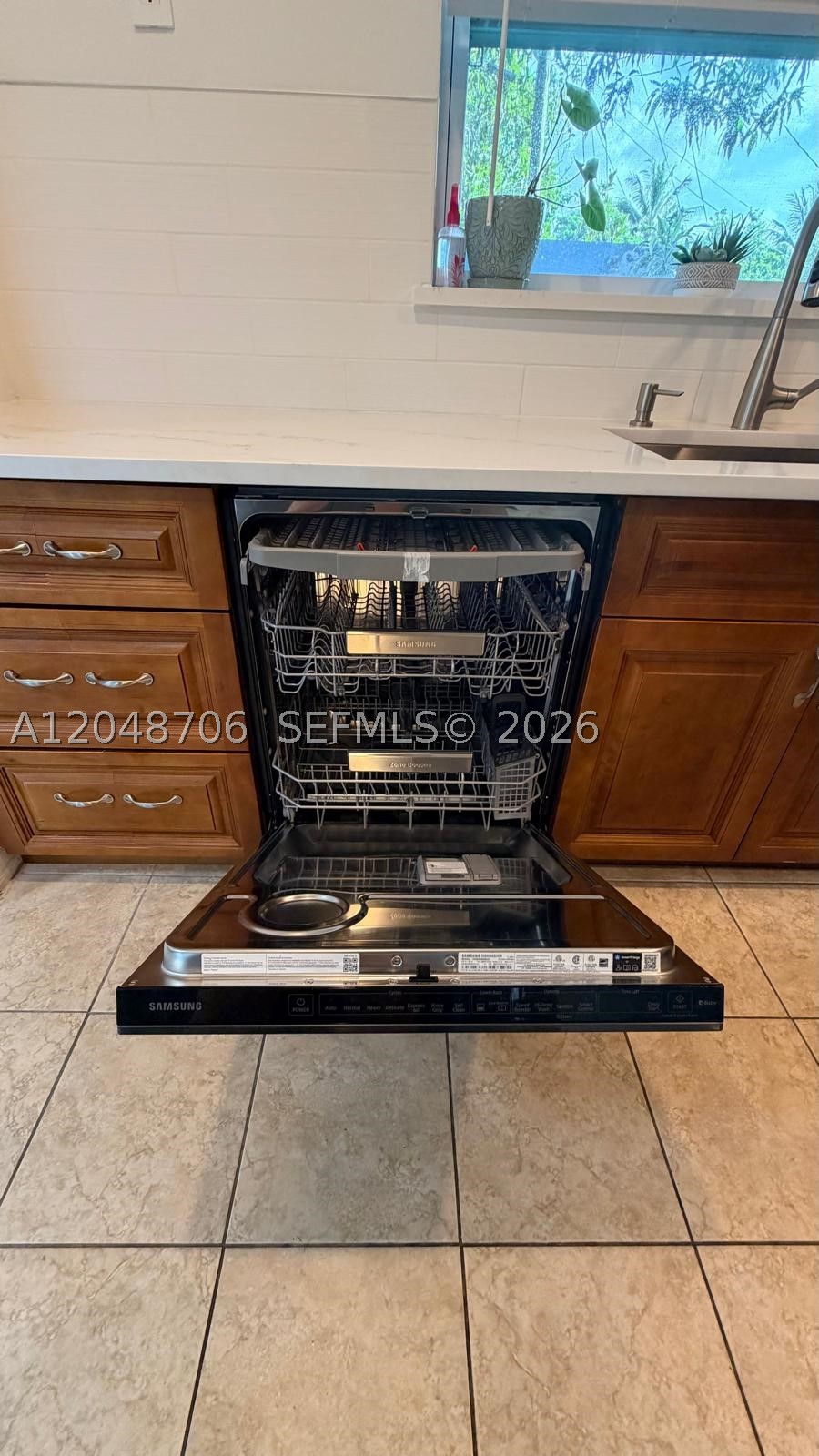 MELROSE PARK SEC 7 - Residential Lease