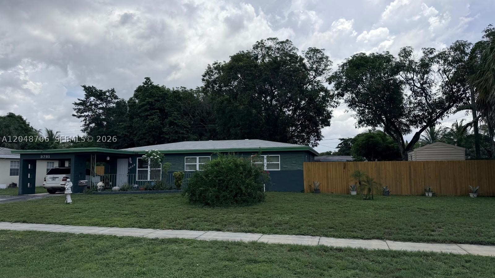 MELROSE PARK SEC 7 - Residential Lease