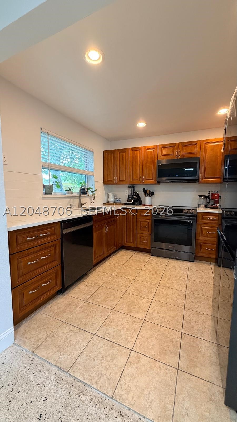 MELROSE PARK SEC 7 - Residential Lease