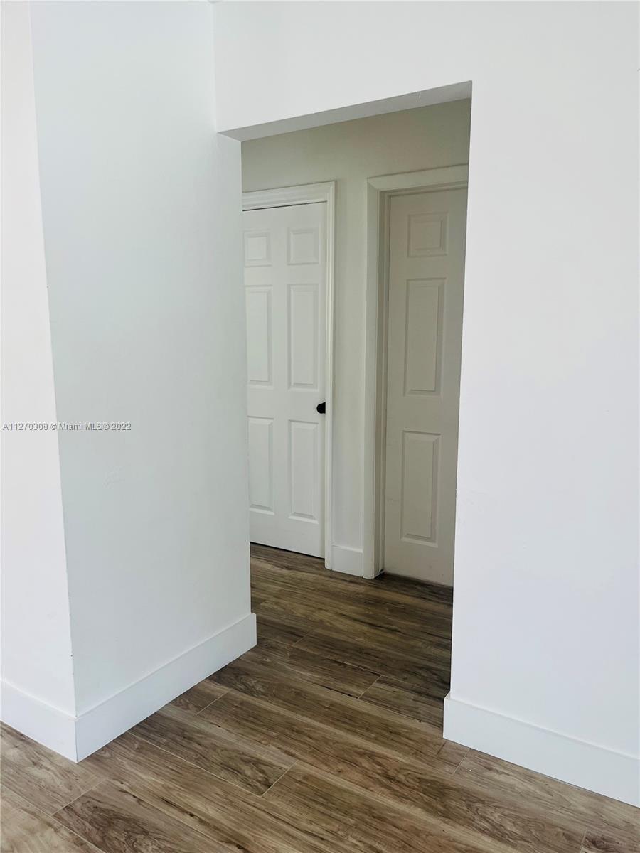 MELROSE MANOR - Residential