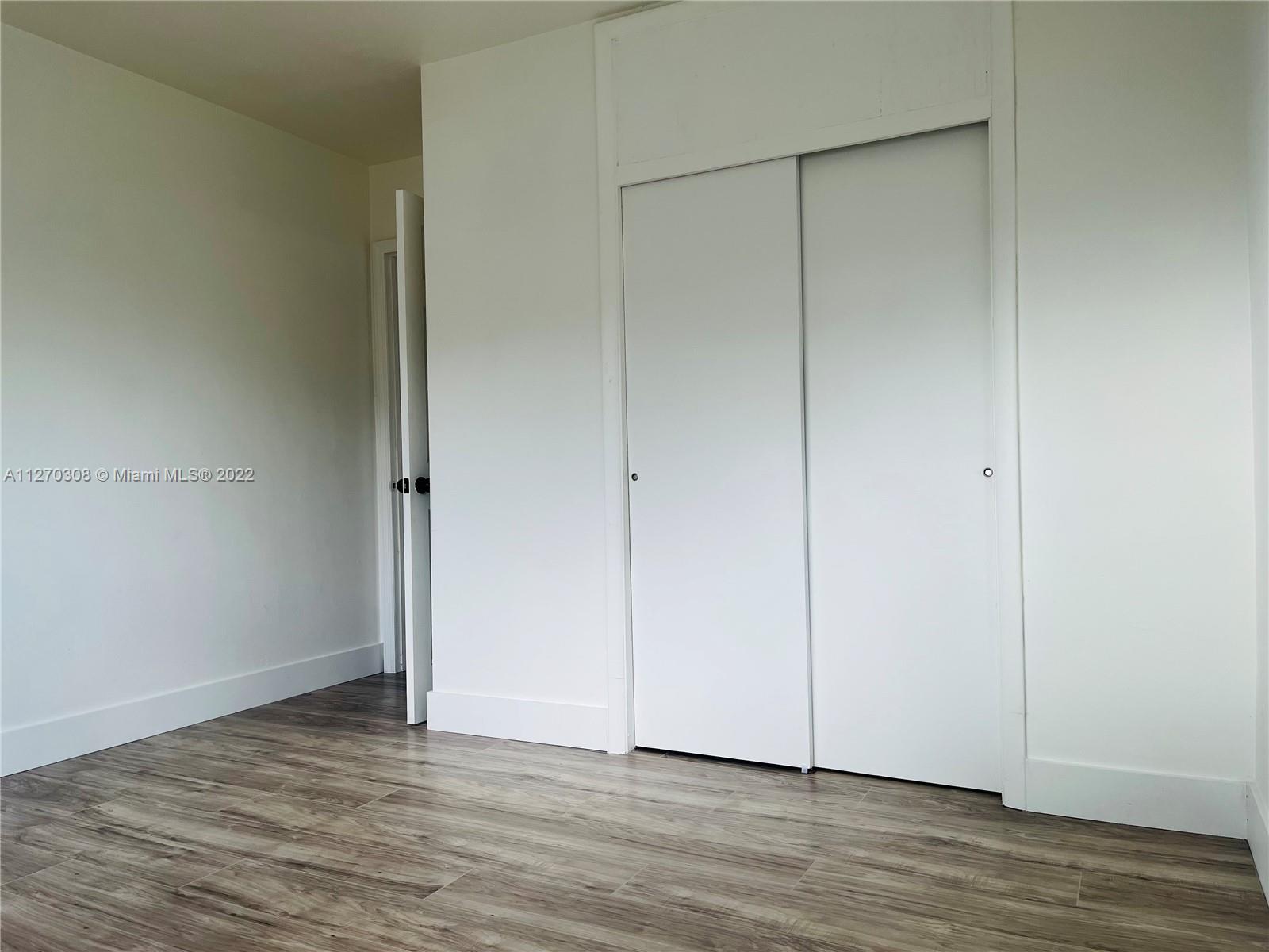 MELROSE MANOR - Residential