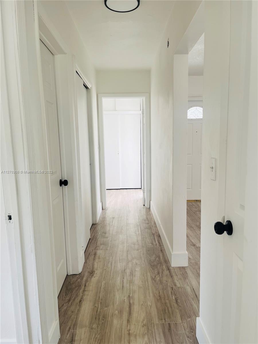 MELROSE MANOR - Residential