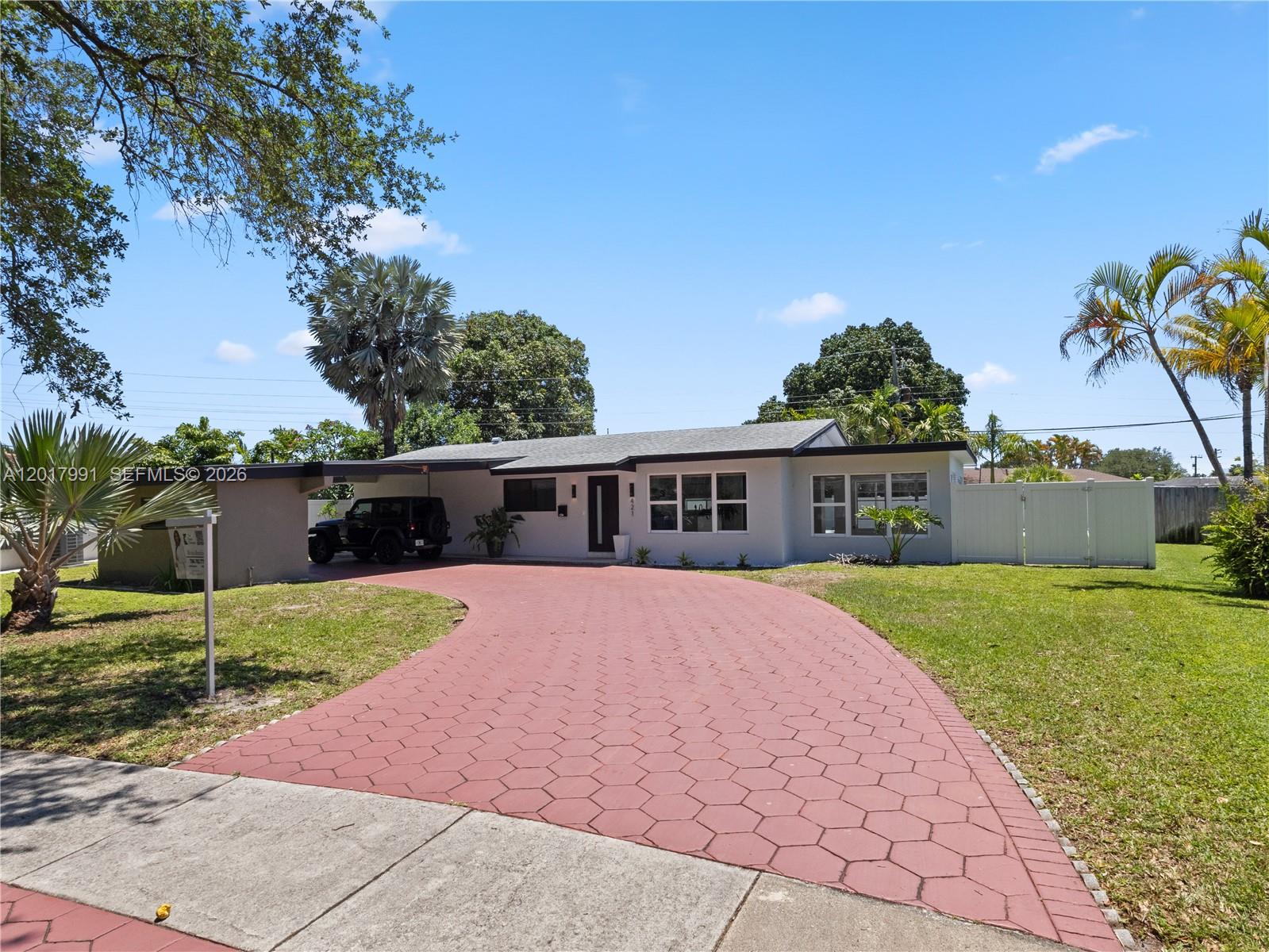LAWN ACRES - Residential