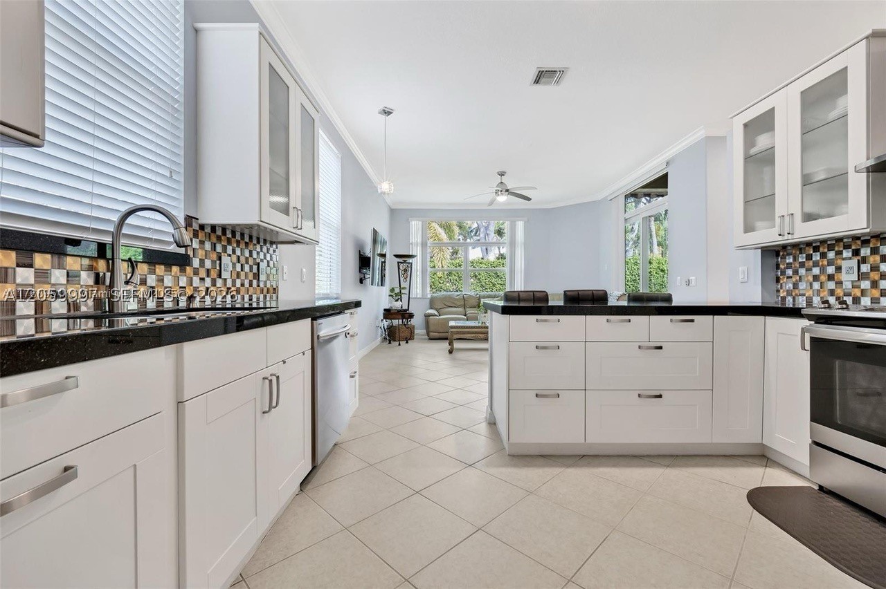 RIVIERA ISLES I - Residential