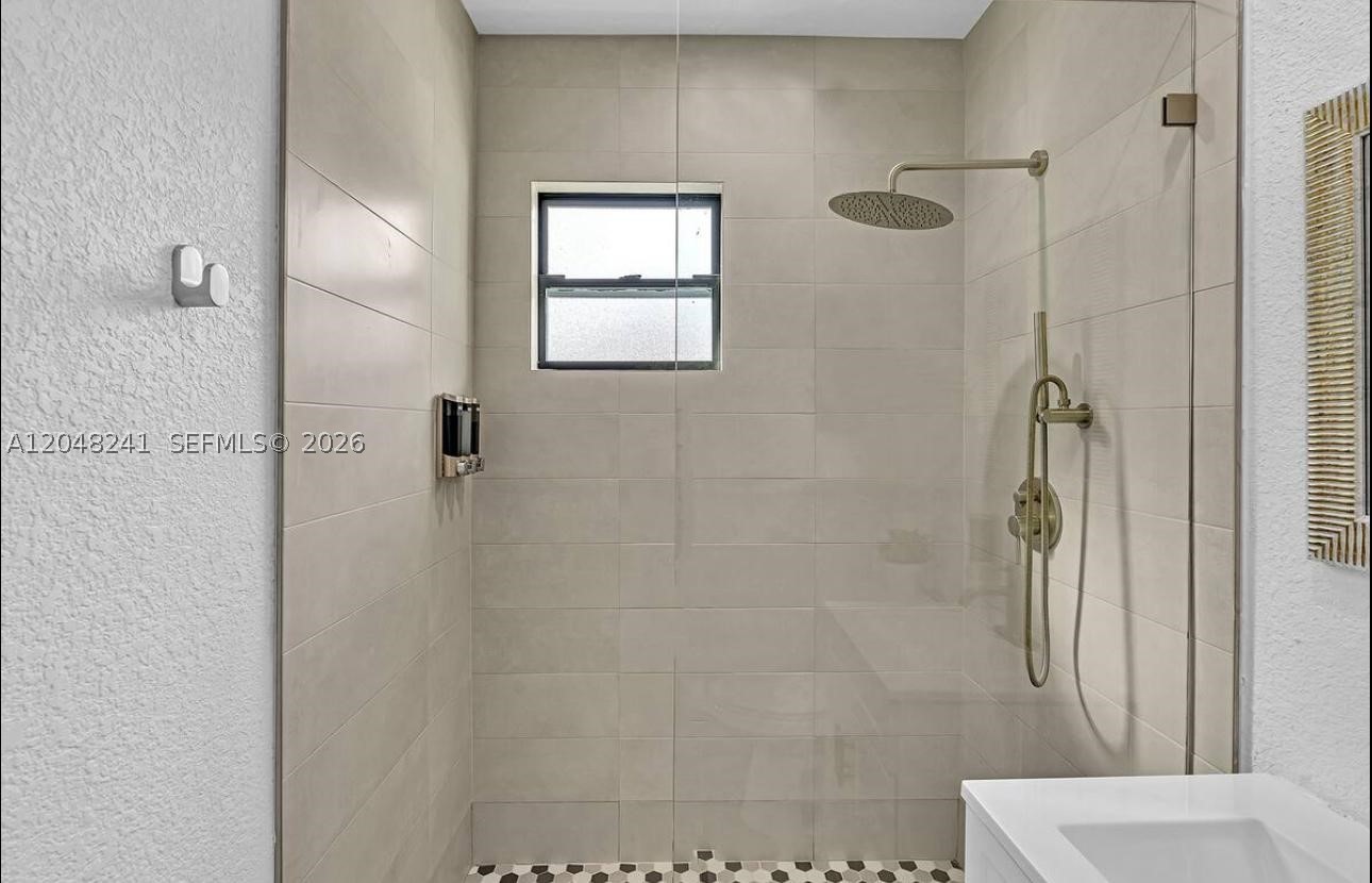 LAWRENCE PARK AMD - Residential Lease