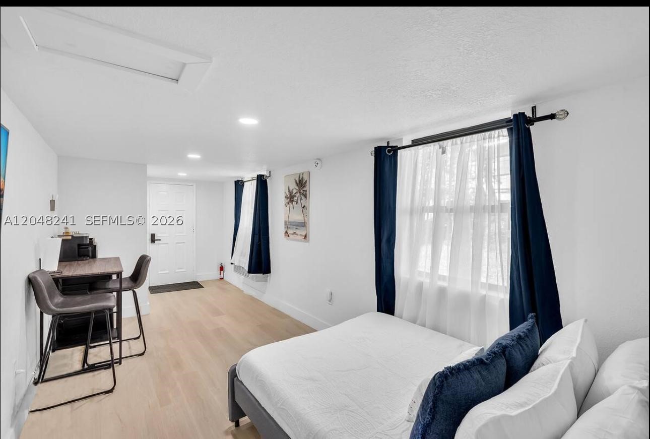 LAWRENCE PARK AMD - Residential Lease