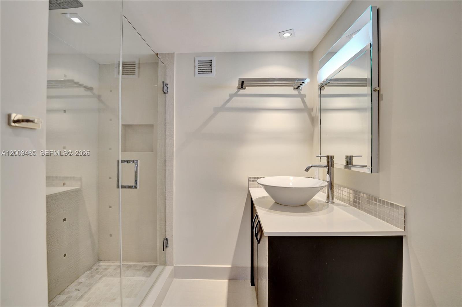 AQUARIUS CONDO - Residential
