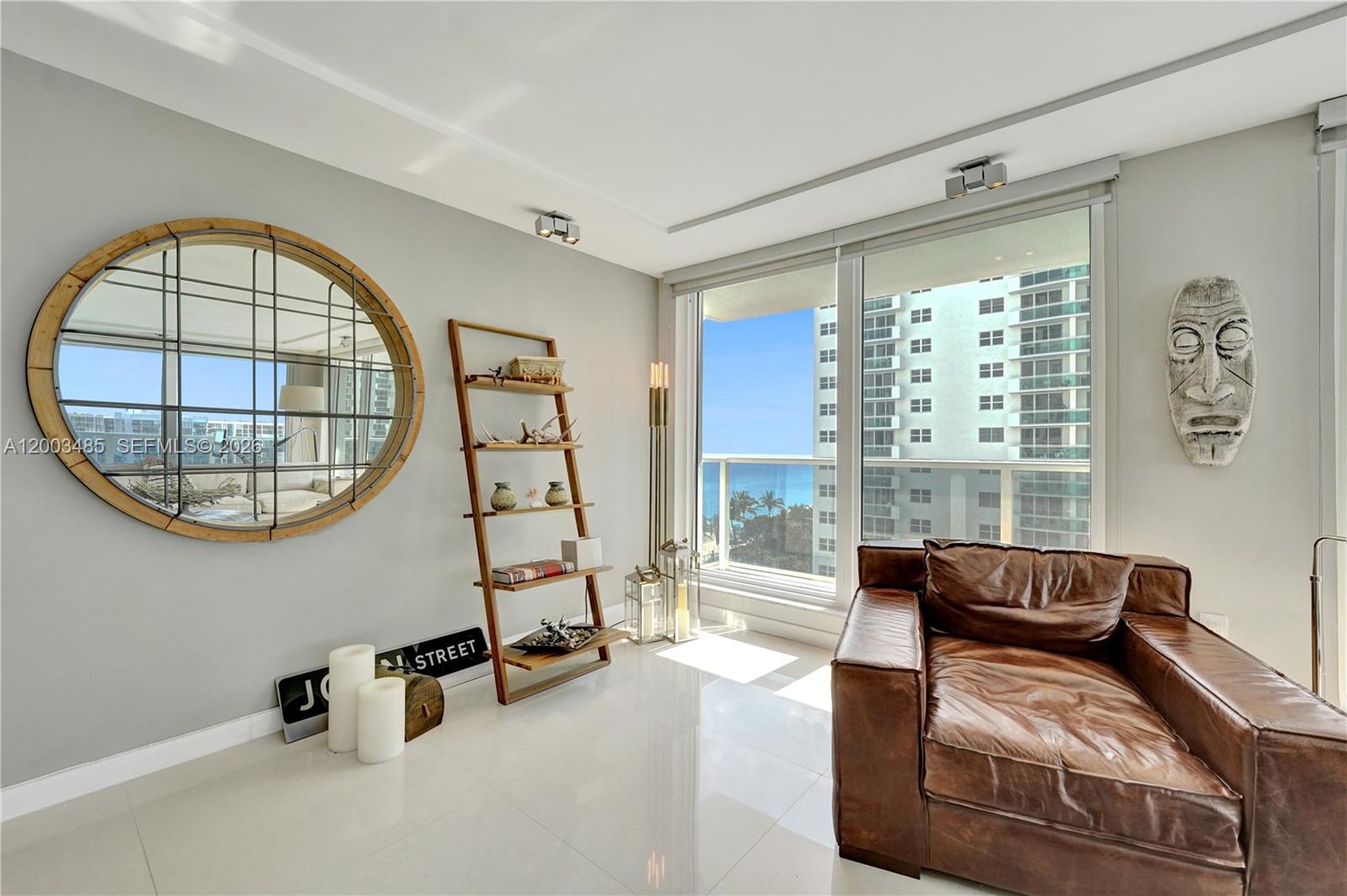 AQUARIUS CONDO - Residential