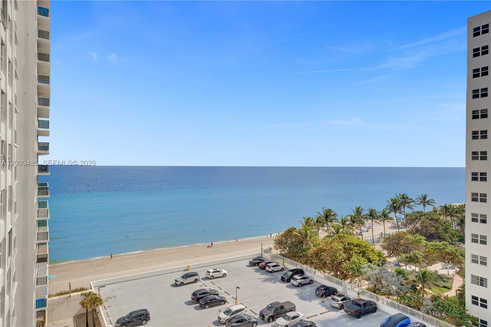 AQUARIUS CONDO - Residential