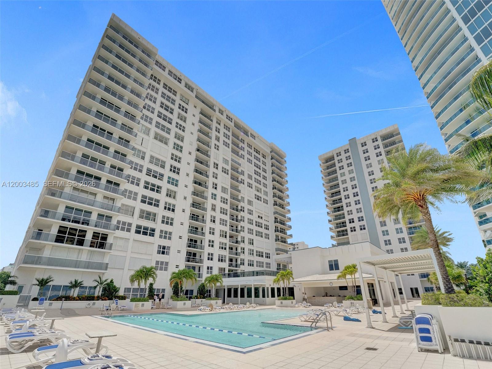 AQUARIUS CONDO - Residential