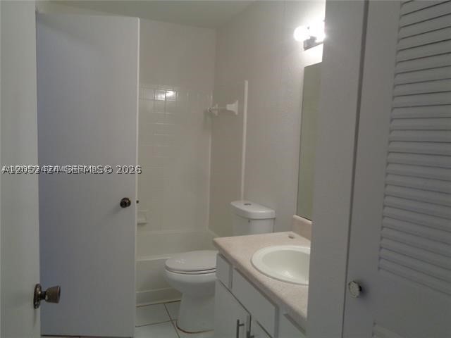 CORAL KEY CONDO - Residential Lease