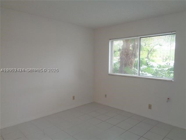 CORAL KEY CONDO - Residential Lease