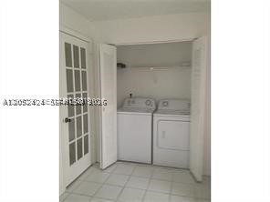 CORAL KEY CONDO - Residential Lease