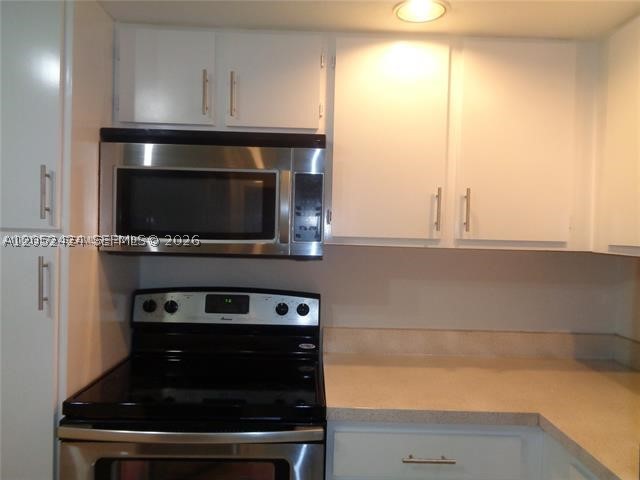 CORAL KEY CONDO - Residential Lease