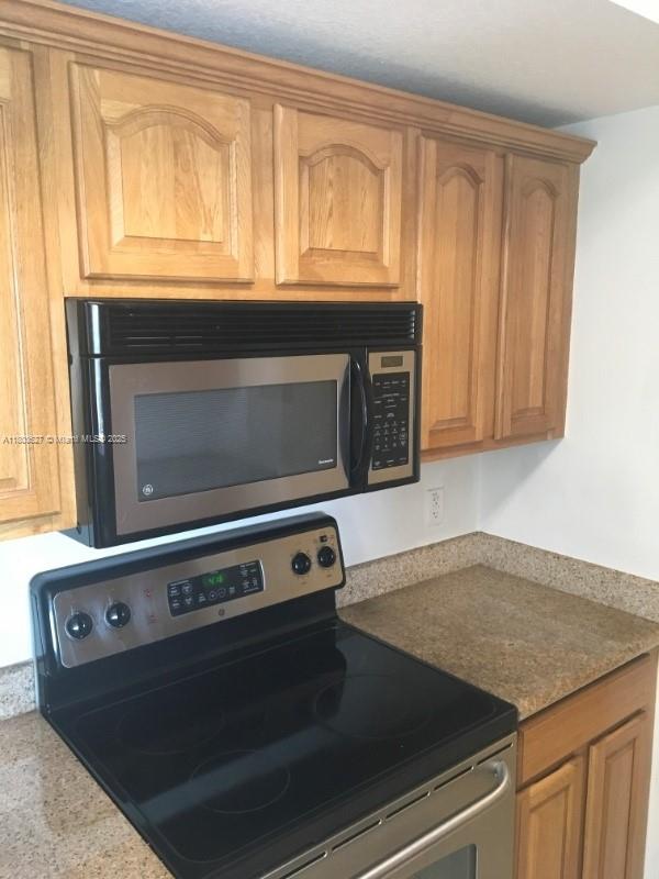 KEYSTONE PARK CONDO - Residential Lease