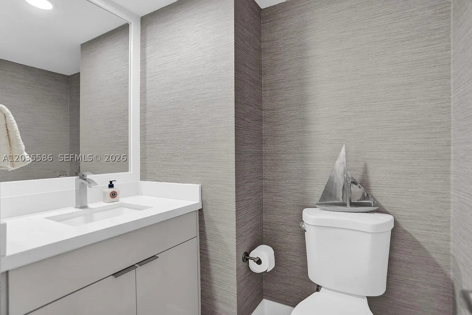 COMMODORE PLAZA CONDO - Residential Lease