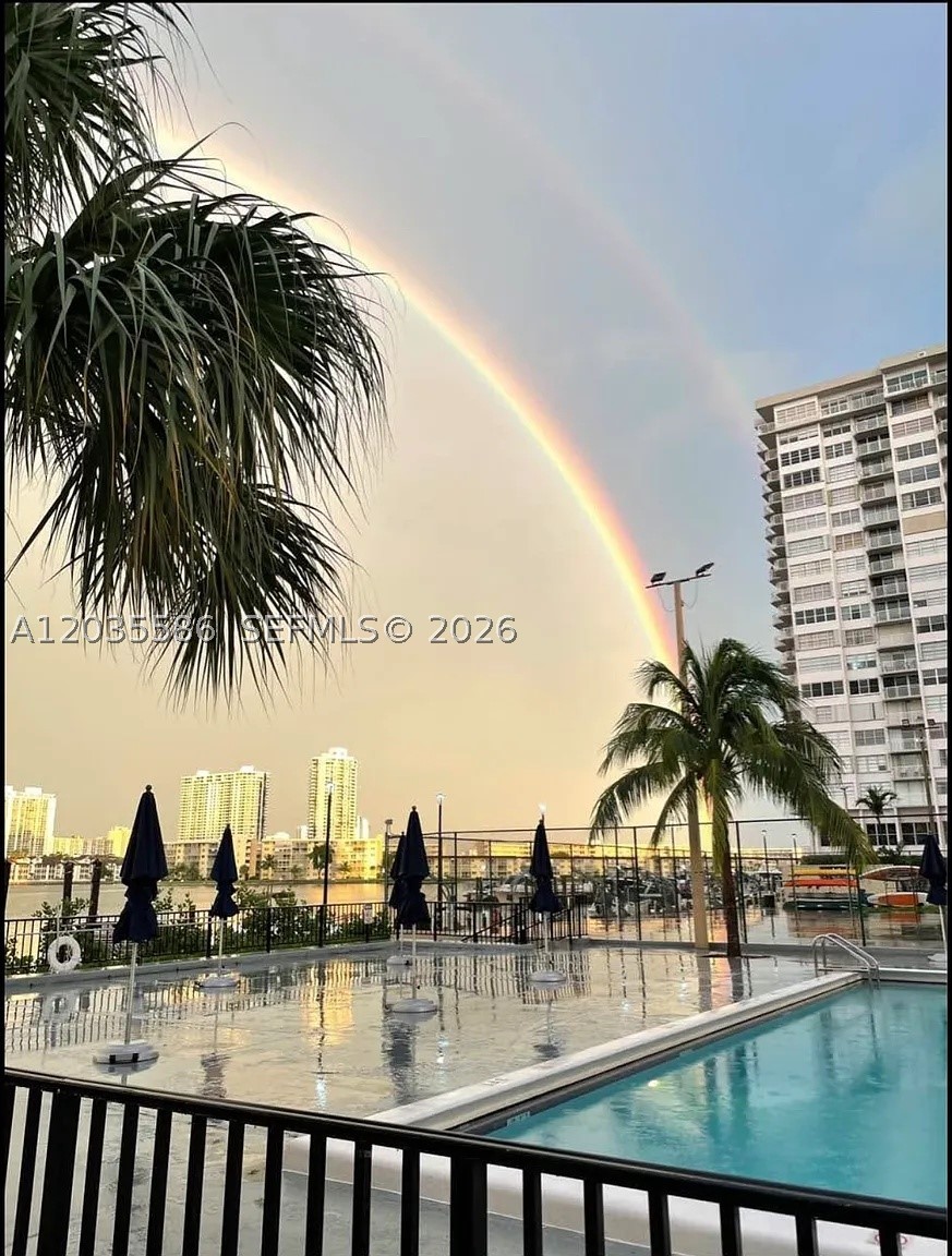 COMMODORE PLAZA CONDO - Residential Lease