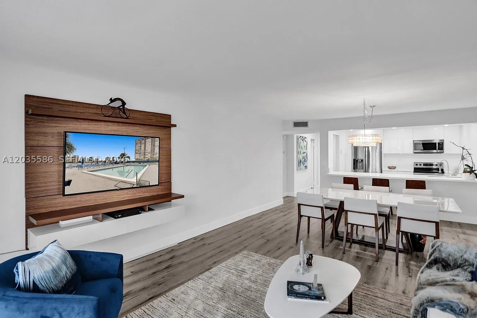 COMMODORE PLAZA CONDO - Residential Lease