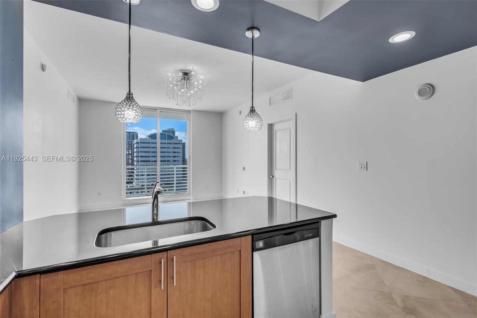STRADA 315 CONDO - Residential