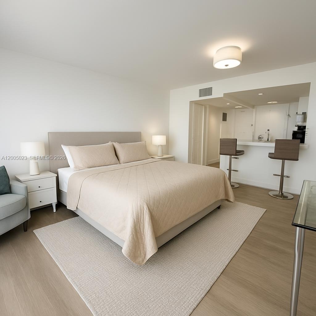 HARBOUR HOUSE - Residential