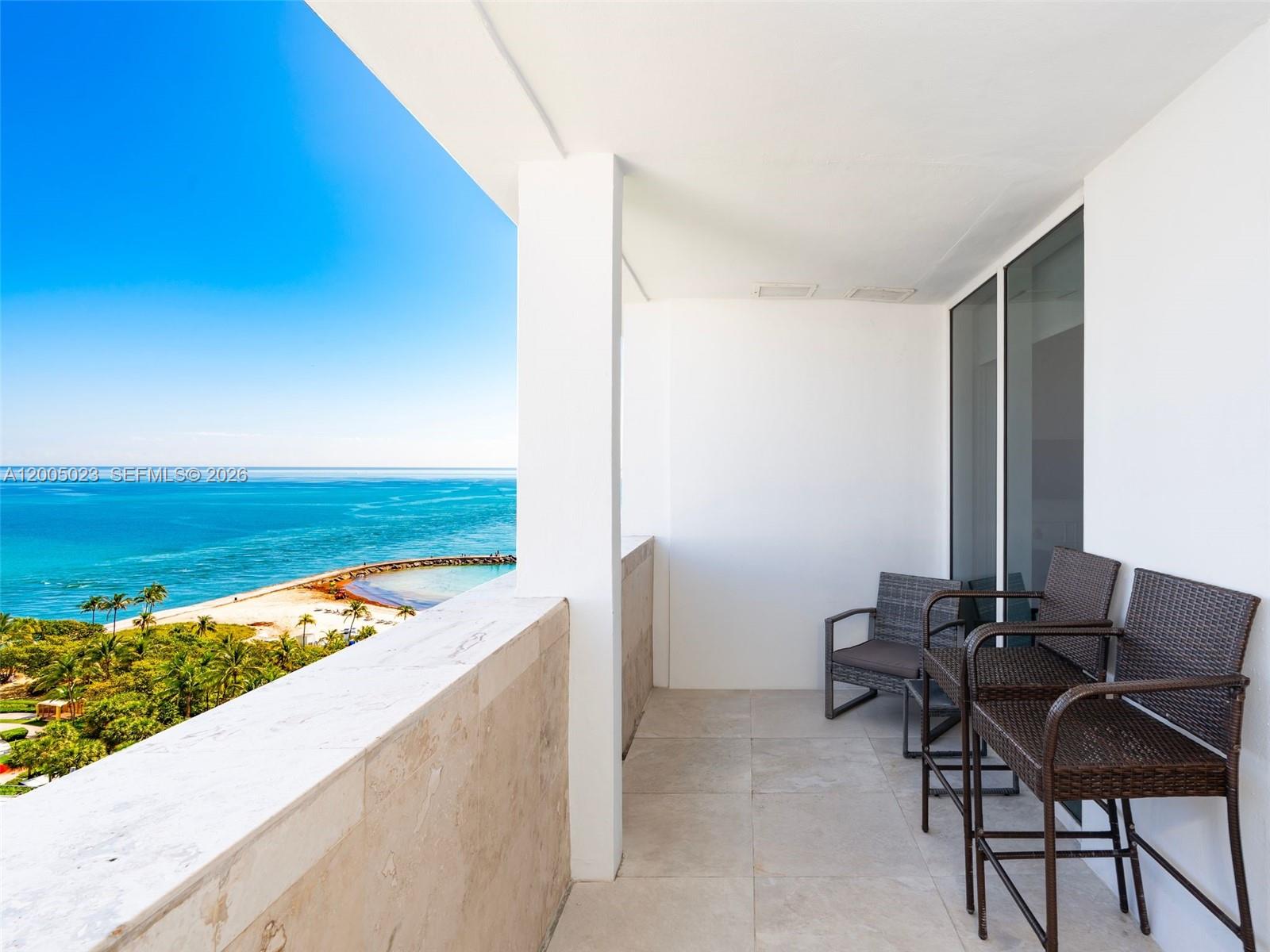 HARBOUR HOUSE - Residential
