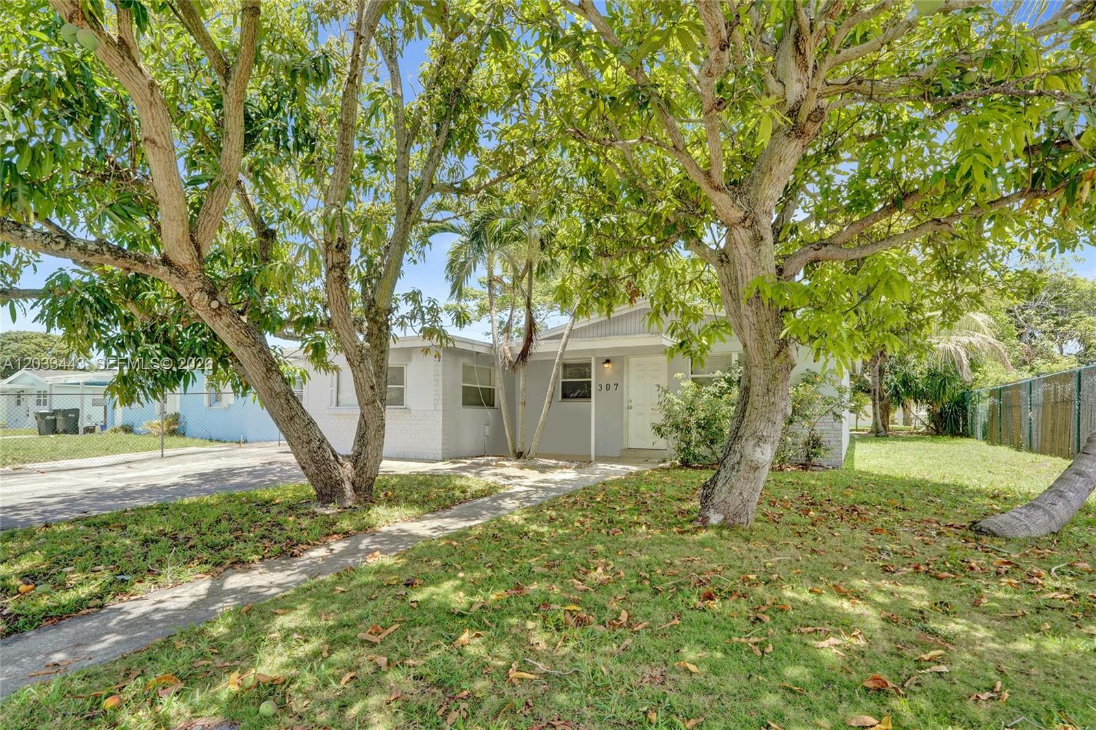 POINCIANA HEIGHTS DELRAY - Residential