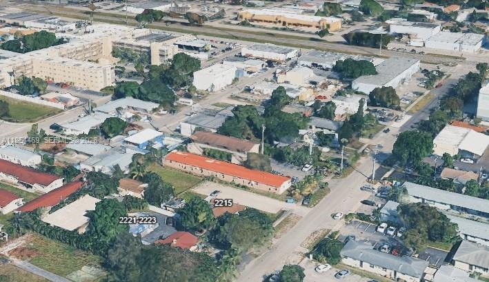 Rare opportunity to acquire approximately 1.5 acres of commercial land in a prime central Hollywood location, offered strictly for development purposes. The property is zoned DH-2 and DH-3, allowing for a wide range of potential uses including residential, multifamily, hotel, educational, office, and mixed-use development (buyer to verify all permitted uses).
Ideally positioned just two blocks from the proposed Brightline local station connecting Miami to Palm Beach, this site offers strong long-term upside and transit-oriented development potential. The property is surrounded by new and existing multifamily developments, with Downtown Hollywood only three blocks away, providing immediate access to retail, dining, and employment centers.
With ongoing redevelopment in the surrounding area and multiple large-scale projects already underway nearby, this site presents an exceptional opportunity for developers seeking their next high-growth project in one of South Florida’s most active corridors.