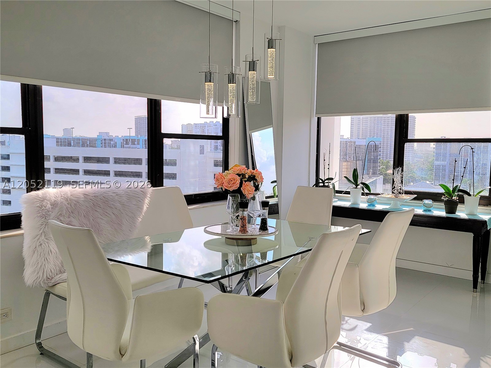 ALEXANDER TOWERS CONDO - Residential